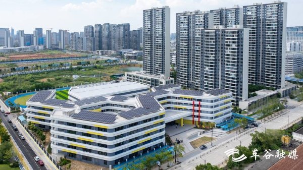赤盈配资 武珞路中学经开分校揭牌 武汉经开区多所学校齐“上新”！